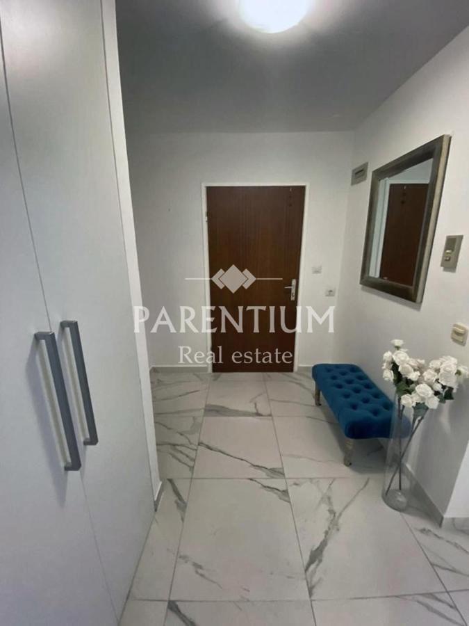 Apartment Ronaldo Porec Exterior photo